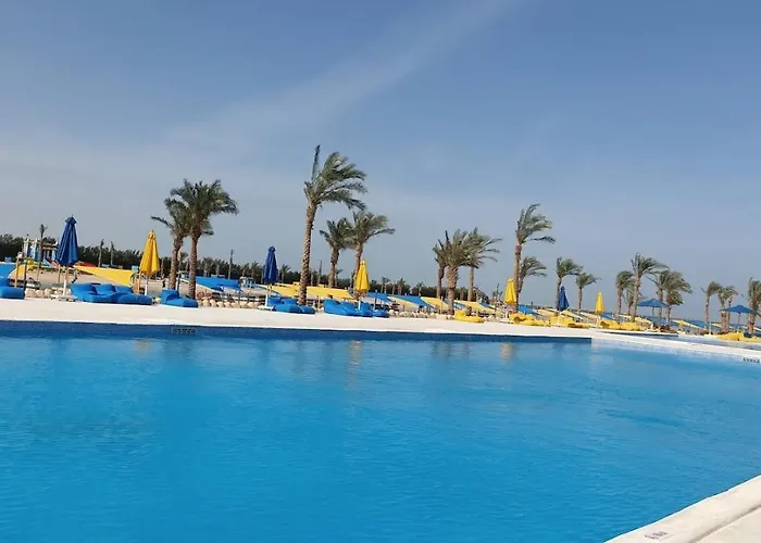Private For Rent And Pools Included Not Valid For Locals شقة