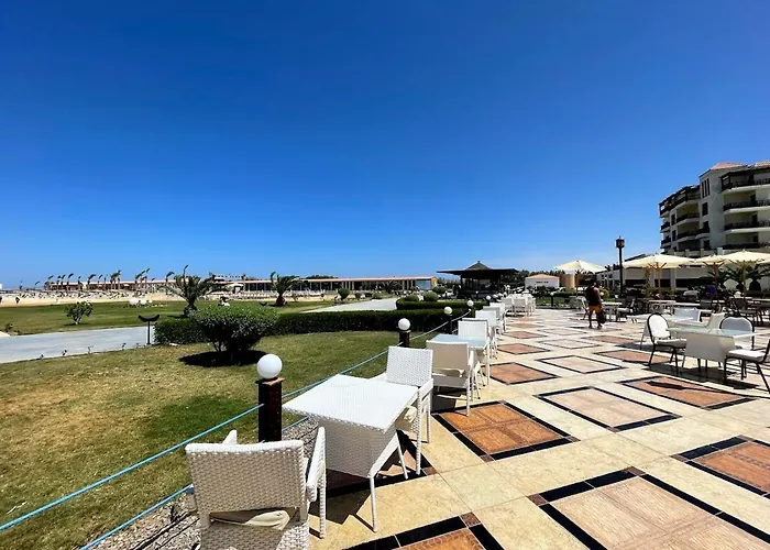 شقة Private For Rent And Pools Included Not Valid For Locals *